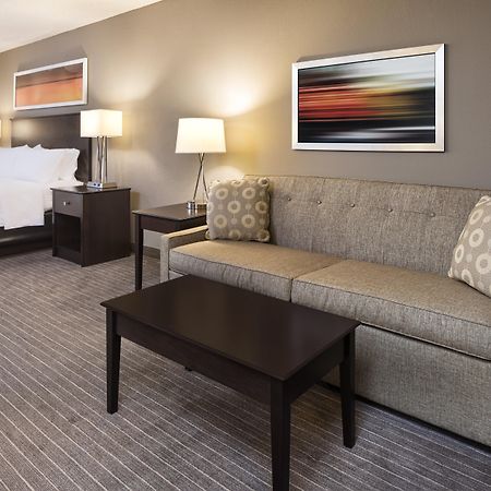 Holiday Inn Express Hotel & Suites Minneapolis - Minnetonka By Ihg المظهر الخارجي الصورة